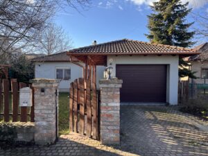 Kápolnásnyék - Családi ház